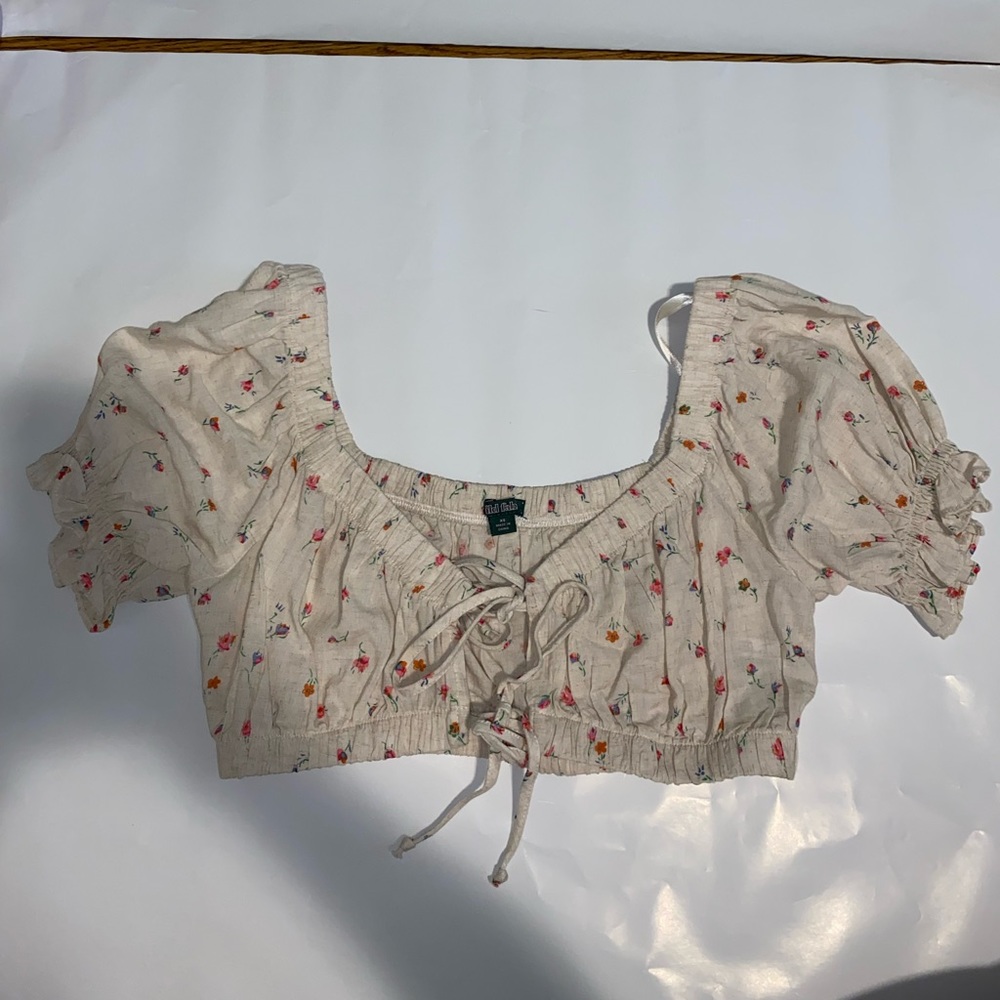 XS Cream floral women’s crop top Wild fable